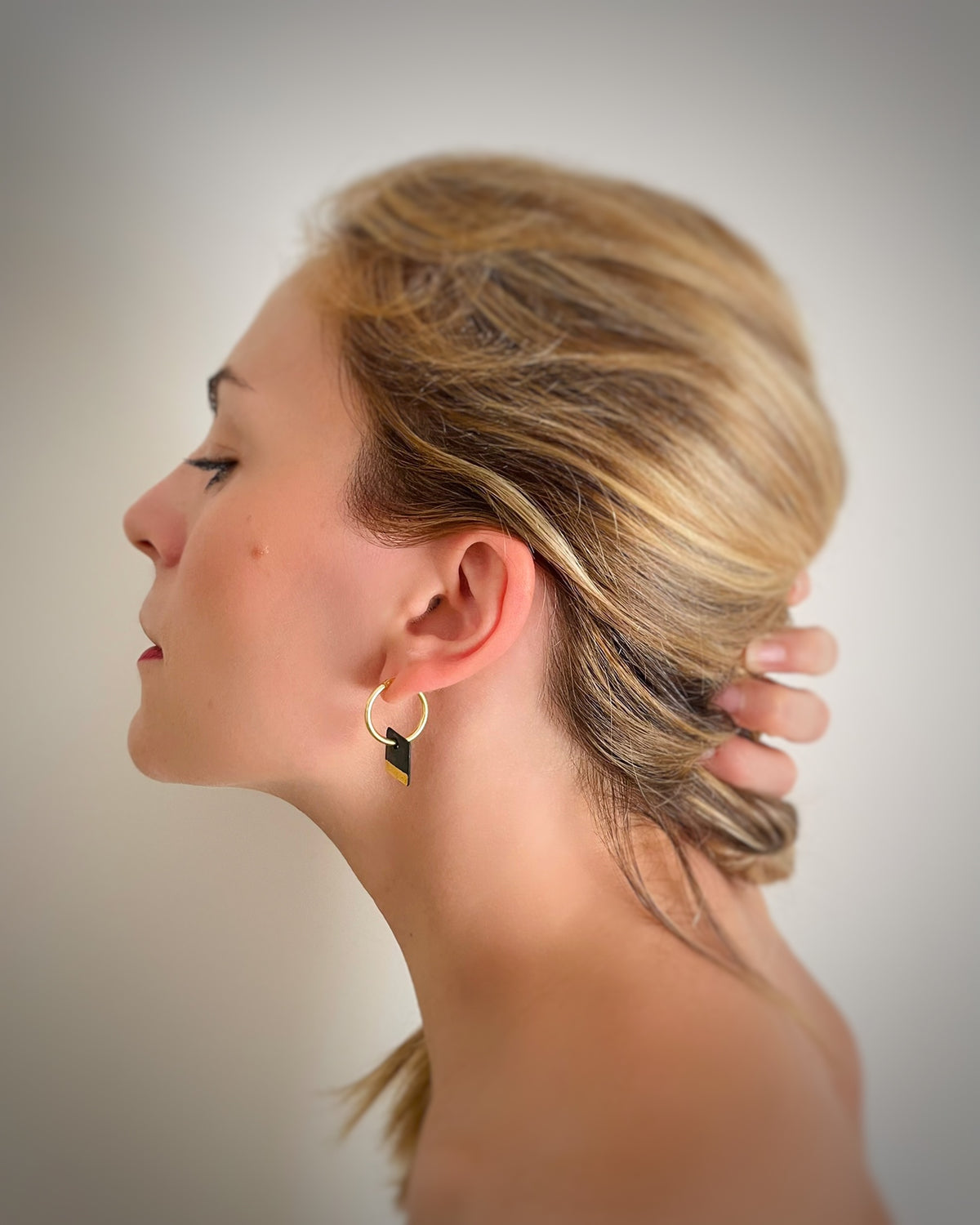 CIRCLE EARRINGS