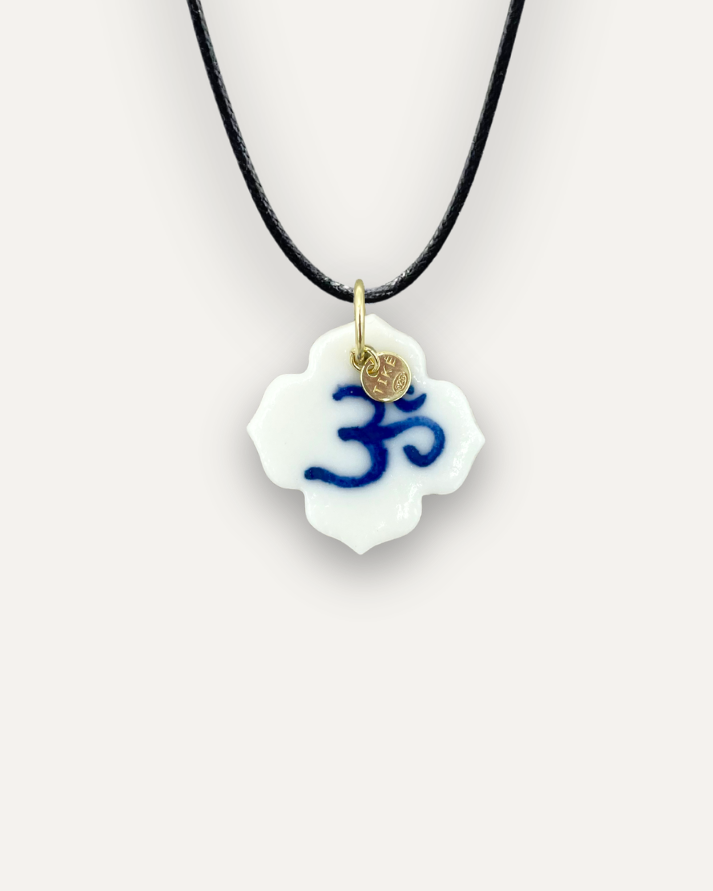 Charm - Fiore di Loto Om Blu ciondolo in Porcellana