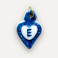 Charms - Colgante de Porcelana Corazón Azul - Letra E