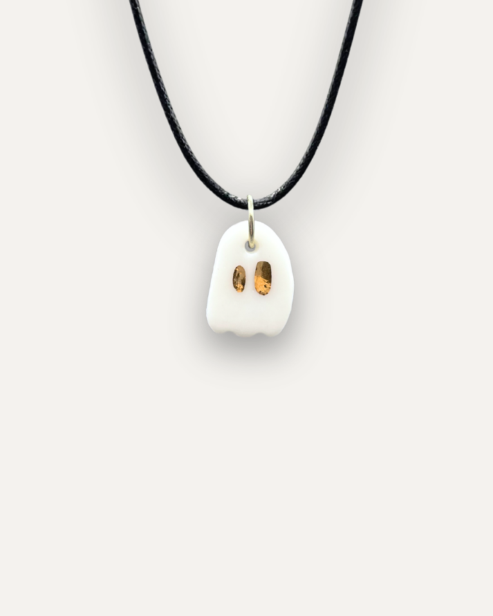 Charms - Pendentif Fantôme en Porcelaine